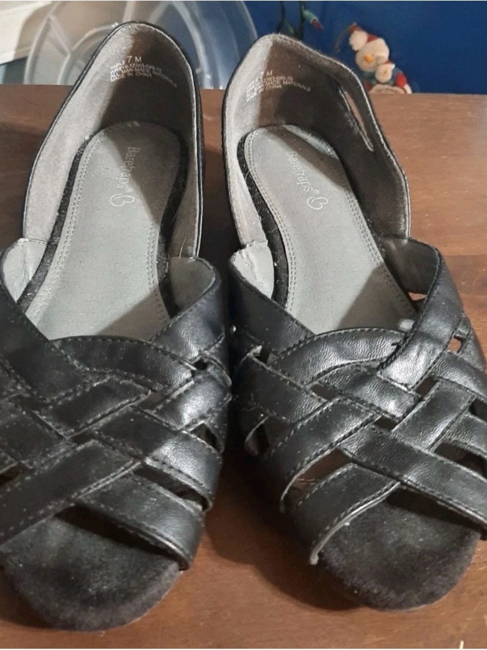 Beartraps sandals Black Woven Peep-Toe Sandals - 7 M